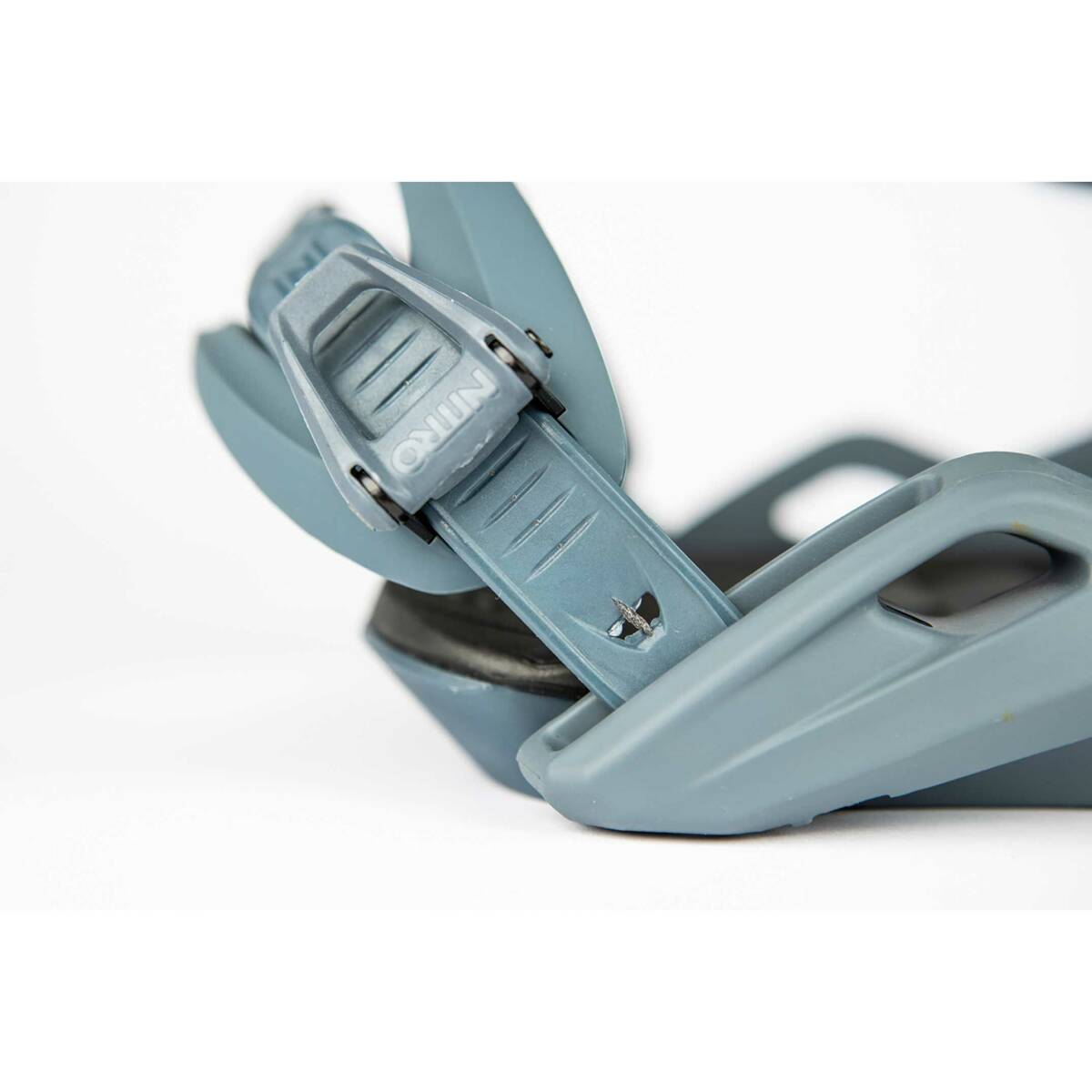 Snowboard bindings NITRO Team gunmetal VIBRAM 2024 THE AWARDWINNING ALLMOUNTAIN INTERFACE