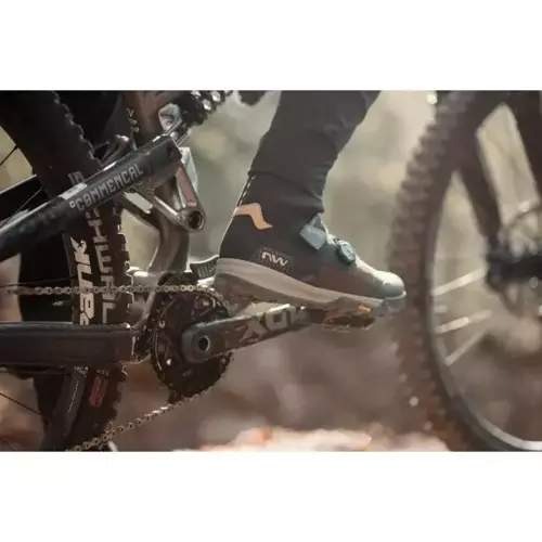 NORTHWAVE Kingrock PLUS MID GTX Biking Shoes | MTB / ENDURO | SPD | VIBRAM ® | BOA ® | GORE-TEX ® | black / honey