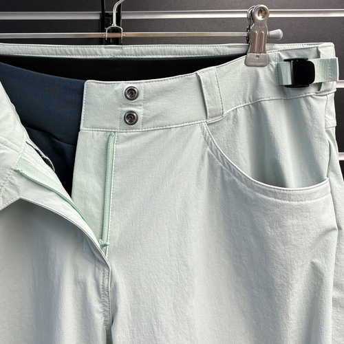 SCOTT Trail Flow w/pad Women's Shorts | MTB / ENDURO | fresh green