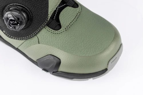 NITRO Step On ® + Venture TLS 2026: wiązania + buty snowboardowe | HEAT Modlable | BOA ® | Introducing the New All-Terrain Convenience Fit | shadow / black & black