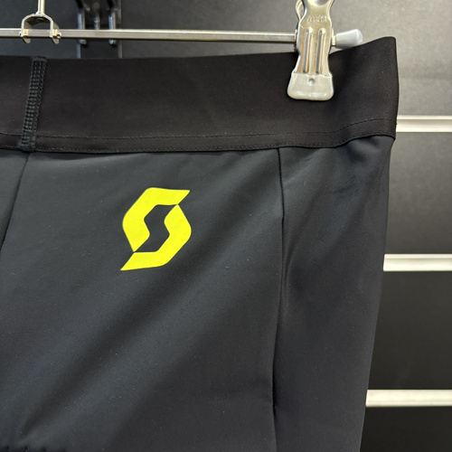 SCOTT RC Pro +++ Men's Short | Spodenki rowerowe z wkładką | black / sulphur yellow