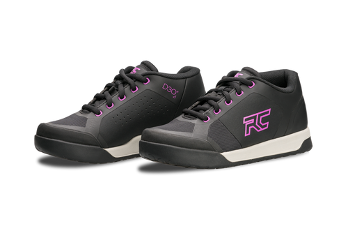 RIDE CONCEPTS Skyline | damskie buty rowerowe | D3O | Rubber Kinetics DST 4.0 | MTB / ENDURO / DIRT / DH | FLAT | black / purple