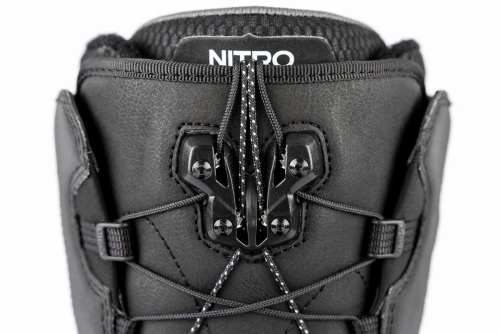 NITRO Step On ® + Profile TLS 2026: snowboard bindings + boots | HEAT Modlable | BOA ® | The Ultimate Fit & Convenient Interface | black & black