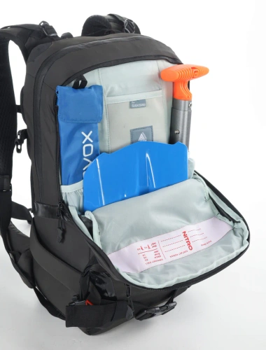 NITRO Slash 25 PRO 2025 | snowboard / splitboard backpack | raven