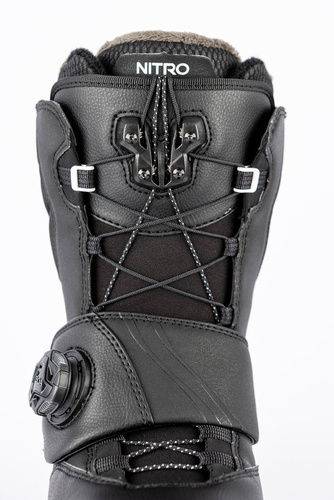 NITRO Step On ® + Cave TLS 2026: damskie wiązania i buty snowboardowe | HEAT Modlable | BOA ® | The Ultimate Fit & Convenient Interface | white & black