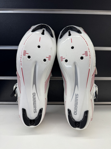 SHIMANO SH-R106 | buty rowerowe szosowe | white / red | OUTLET