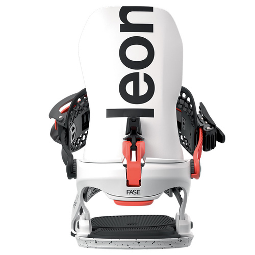 WOMEN'S SET 2026: NITRO Nova + BATALEON Blaster AW FASE ® | snowboard + bindings