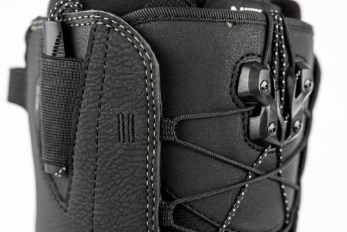 NITRO Step On ® + Venture TLS 2026: wiązania + buty snowboardowe | HEAT Modlable | BOA ® | Introducing the New All-Terrain Convenience Fit | shadow / black & black