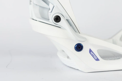 NITRO Step On ® 2026 (BURTON / DC) | damskie wiązania snowboardowe | The Ultimate Convenient Interface | white