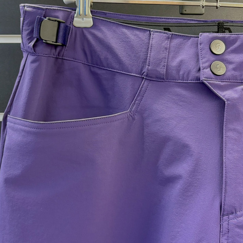 SCOTT Shorts M's Trail Flow w/pad | szorty / spodenki rowerowe | + wewnętrzne spodenki z wkładką | MTB / ENDURO | cyber purple