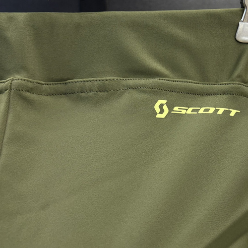 SCOTT Endurance 20 ++ Women's Shorts | damskie spodenki rowerowe | fir green / black