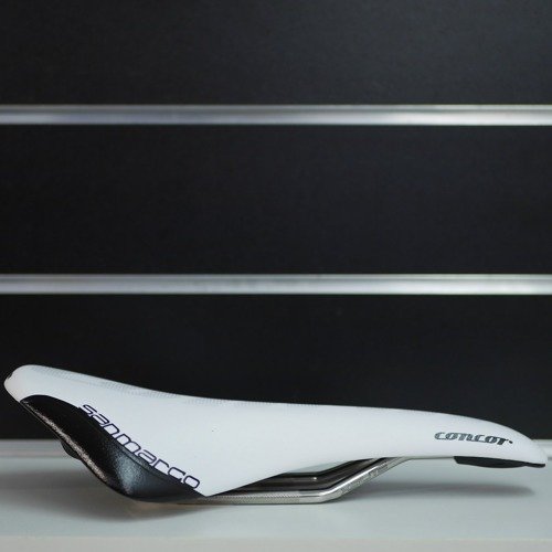 Profesjonalne siodełko / siodło rowerowe SAN MARCO Concor Racing XSILITE CARBON | 190g | 278x134mm | white / black |