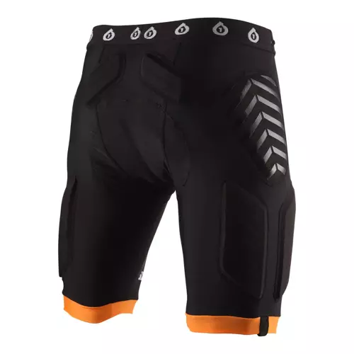 Spodenki rowerowe ochronne SIXSIXONE 661 EVO Compression Shorts D3O | MTB / EDURO | black